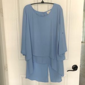 Light Blue Chico’s Flowy Top Size 2 (L)
